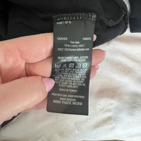 Ted Baker Yinzie black pink hooded sweatshirt size 4 like new condition! - Picture 7 of 10